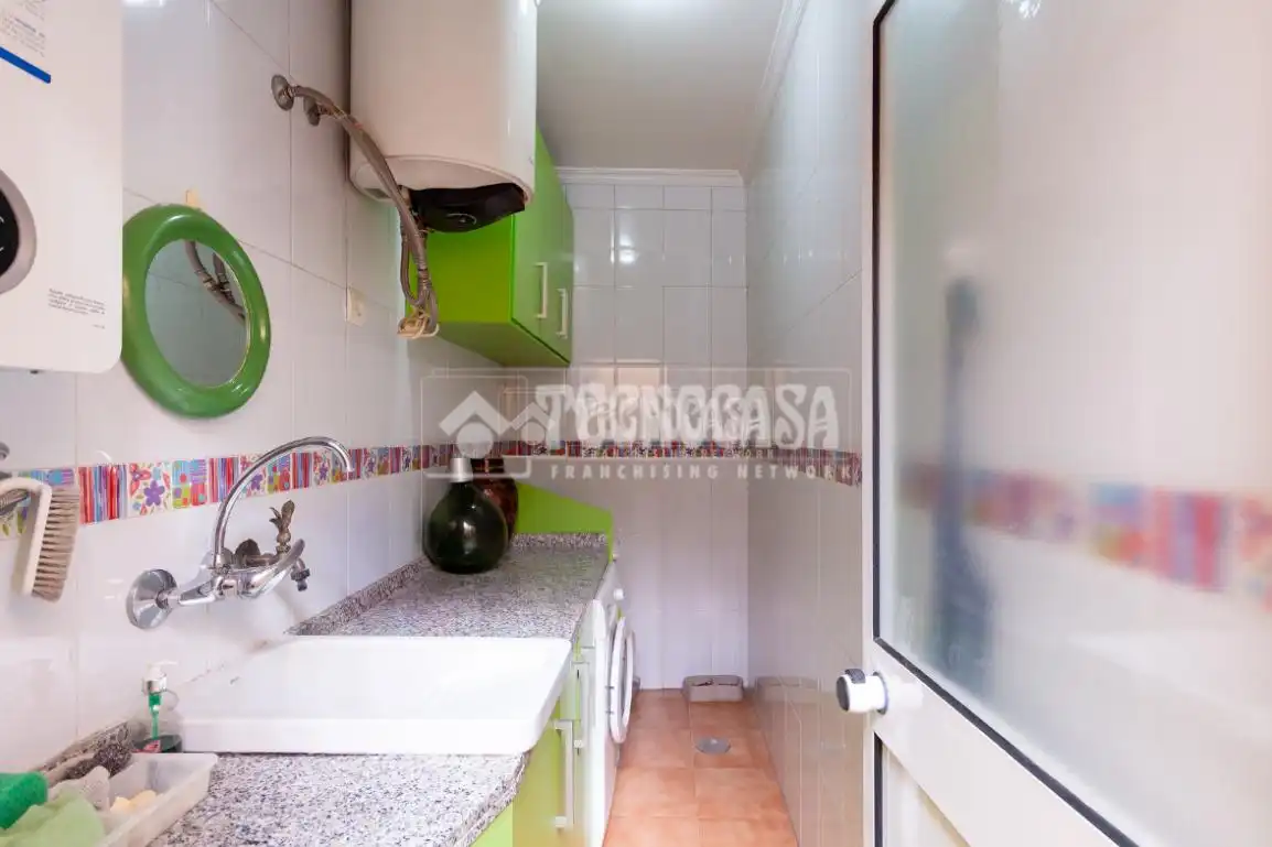 Bedroom of Detached homes for sale in Vélez-Málaga  with Furnished