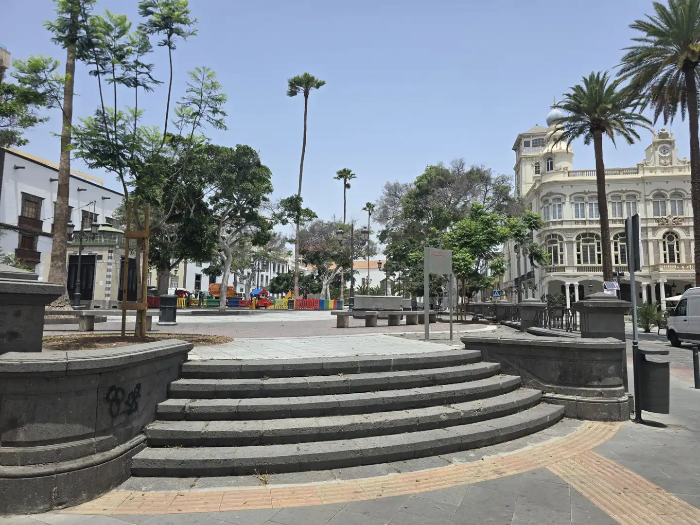 Außenansicht von Wohnung zum Verkauf in Las Palmas de Gran Canaria mit Abstellraum
