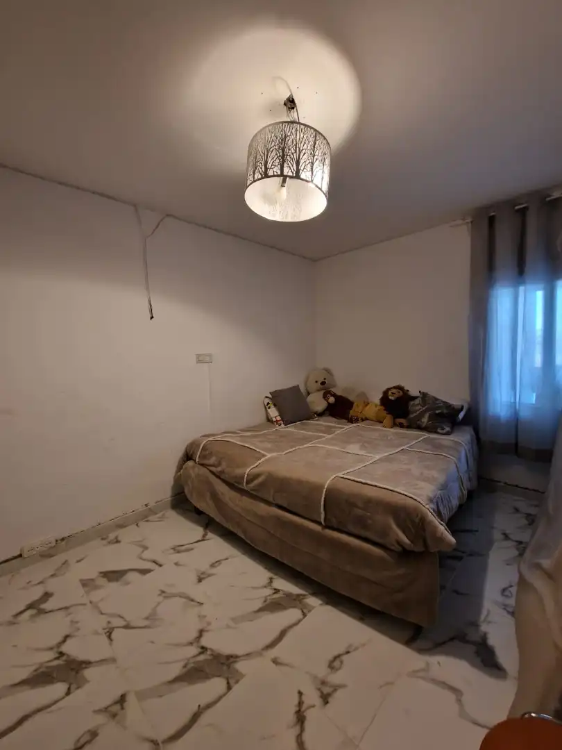 Habitación de Piso en venta en Badalona con Trastero, Horno y Balcón