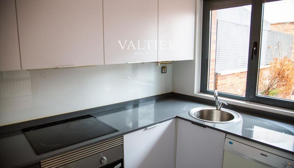 Piso de alquiler en Rosario Romero, Almenara -Ventilla - Imagen 4