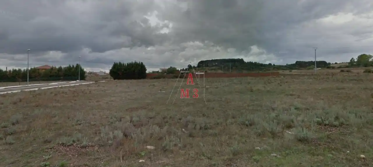 Terreni e lotti in vendita a Sariegos, imagen 3