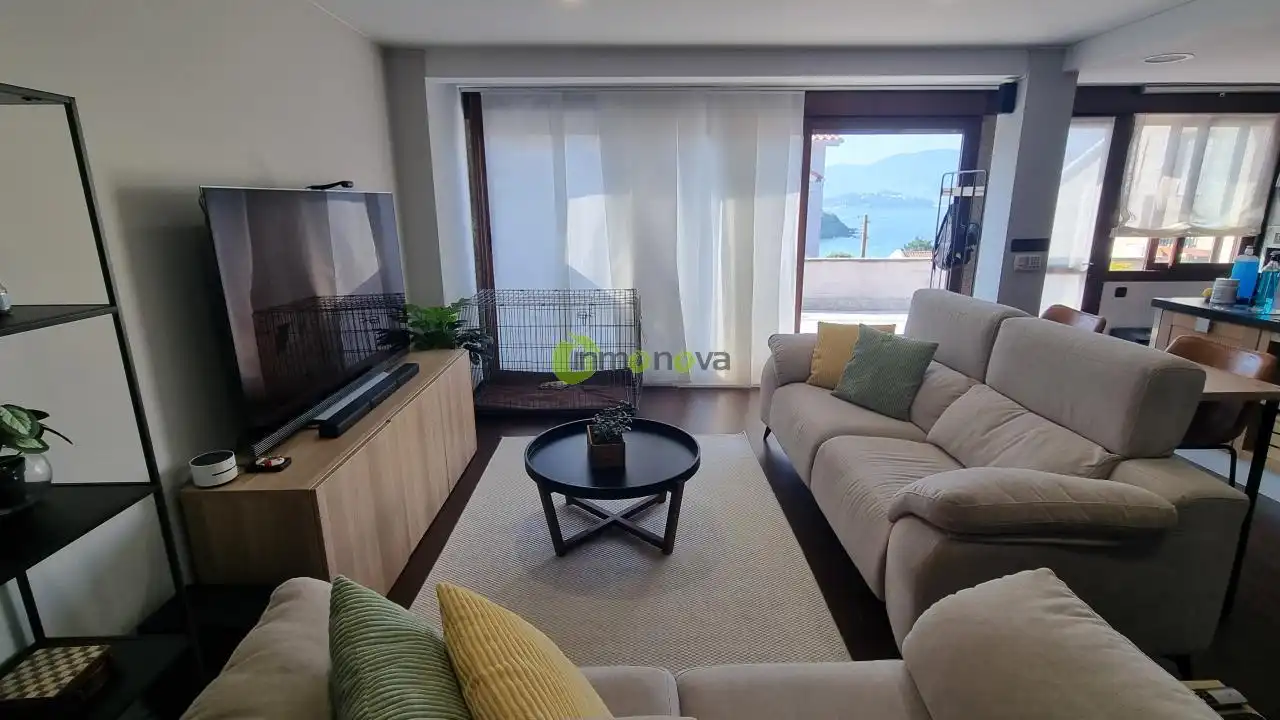 Sala de estar de Casa o chalet en venta en Nigrán con Calefacción, Jardín privado y Trastero