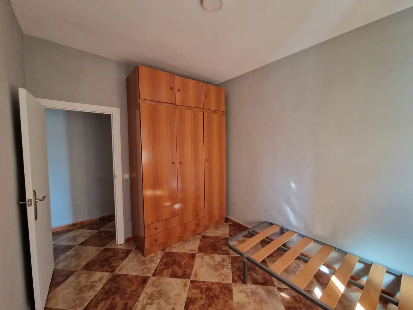 Habitación de Piso en venta en Lora del Río con Aire acondicionado, Calefacción y Amueblado