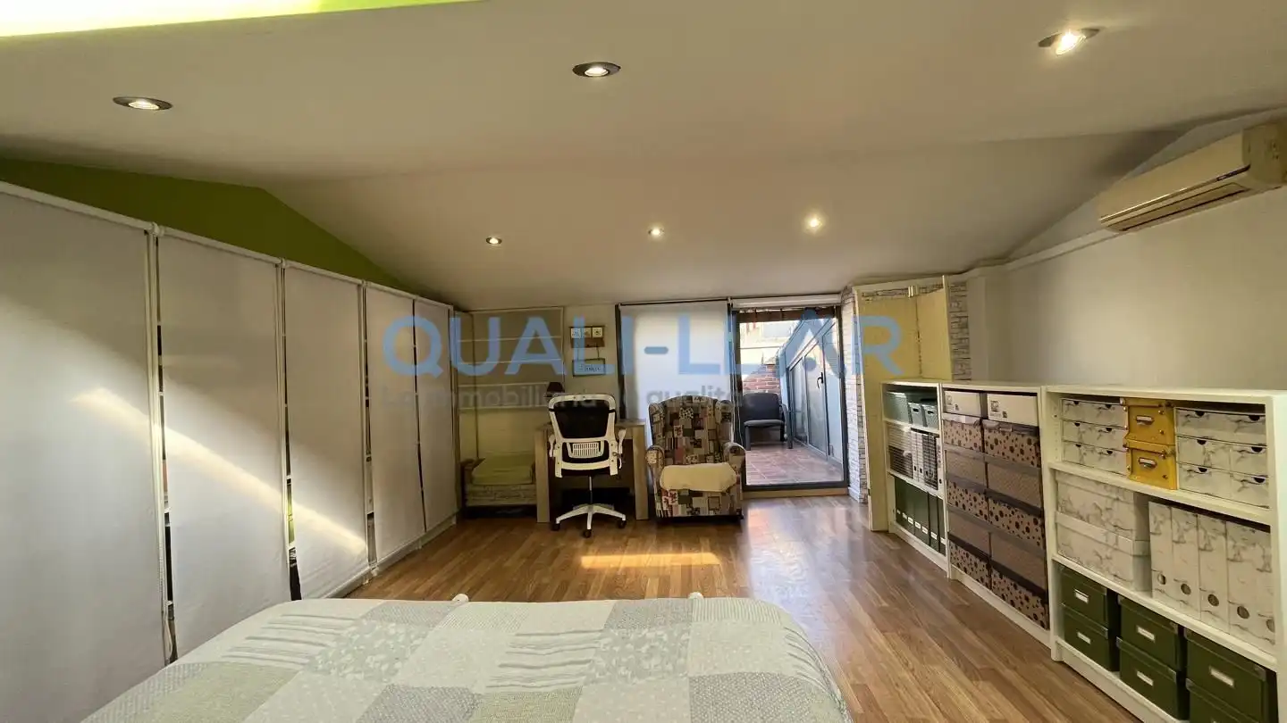 Duplexes for sale in Sant Feliu de Llobregat  with Air Conditioner, Heating and Parquet flooring