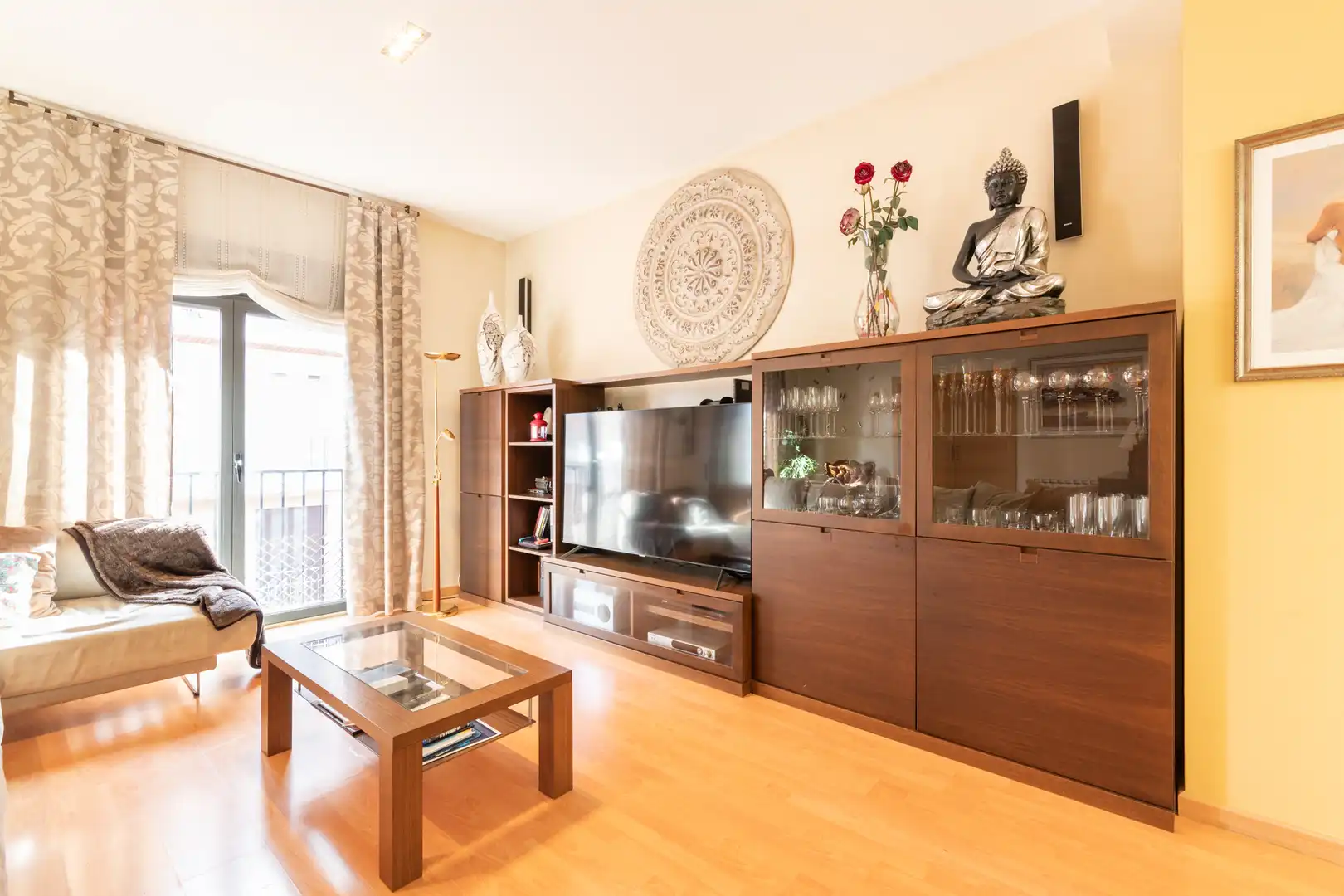 Living room of Attic for sale in Sant Cugat del Vallès  with Air Conditioner, Heating and Parquet flooring