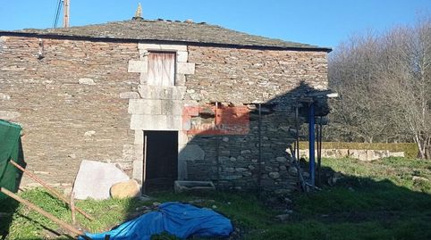 SE VENDE CASA PARA REFORMAR EN BEGONTE