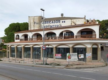 Business premises to rent in Carrer Closa d'en Llop 109