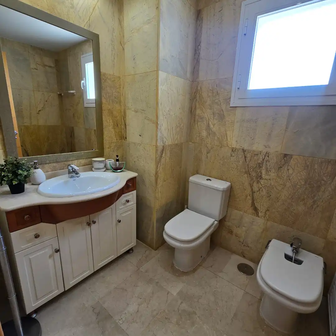 Bathroom of Attic for sale in Benalmádena  with Air Conditioner, Terrace and Storage room