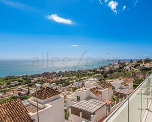 Vista exterior de Dúplex de lloguer en Benalmádena