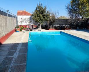 Piscina de Casa o xalet en venda en Torreperogil amb Aire condicionat, Calefacció i Jardí privat