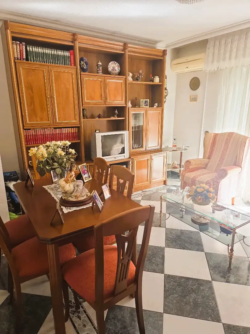 Sala de estar de Piso en venta en Navalcarnero con Aire acondicionado, Calefacción y Parquet