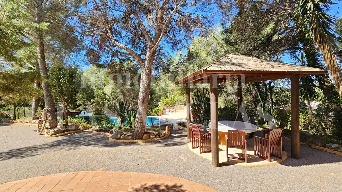 Casa con piscina en venta en Santa Eulària, imagen 2
