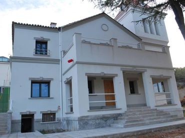 Xalet amb balcó en venda a Casco Antiguo