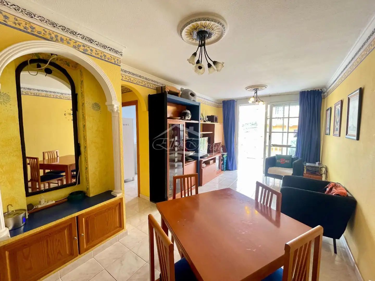 Sala de estar de Piso en venta en Adeje con Terraza, Trastero y Amueblado