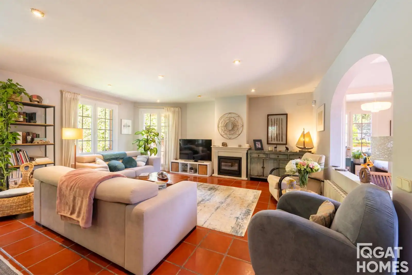 Living room of Houses for sale in Sant Cugat del Vallès  with Heating, Terrace and Storage room