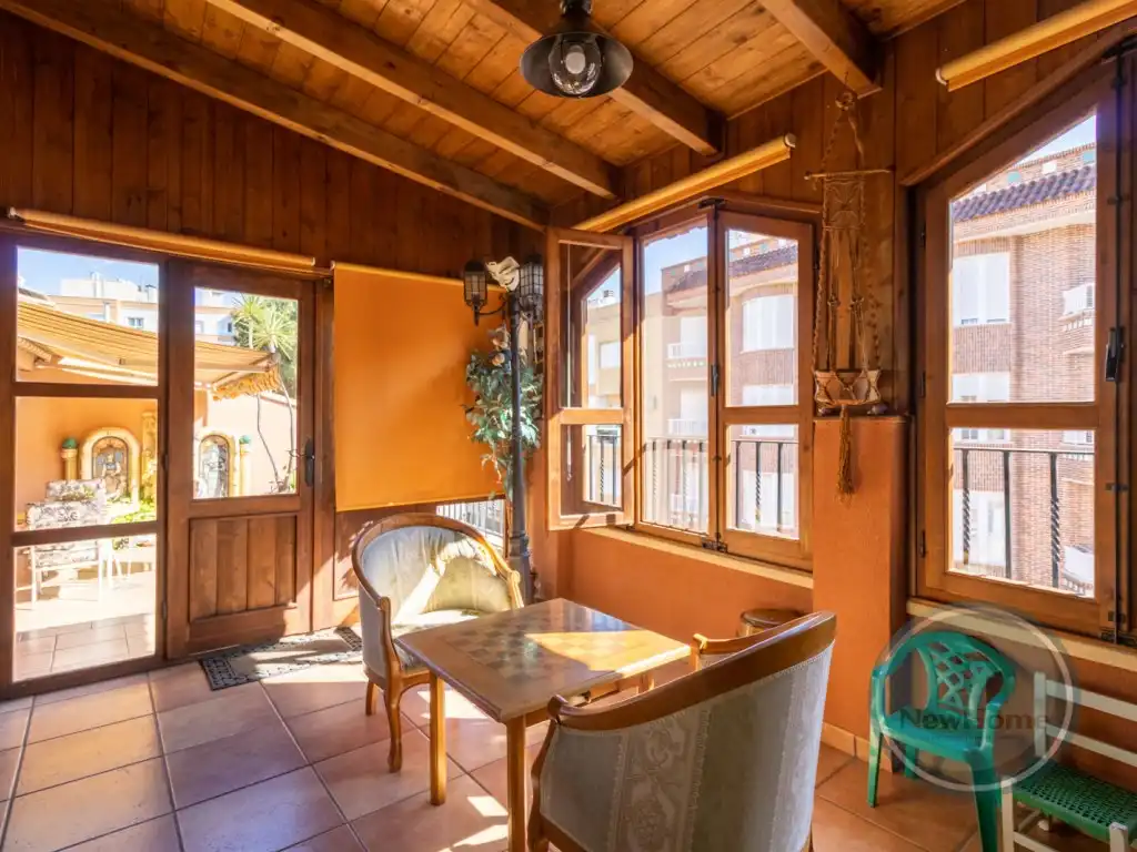 Casa adosada en venta en Crevillent
