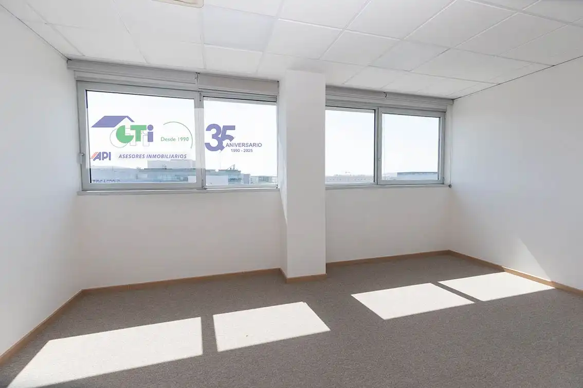 Office space to rent in C/Bari, imagen 27