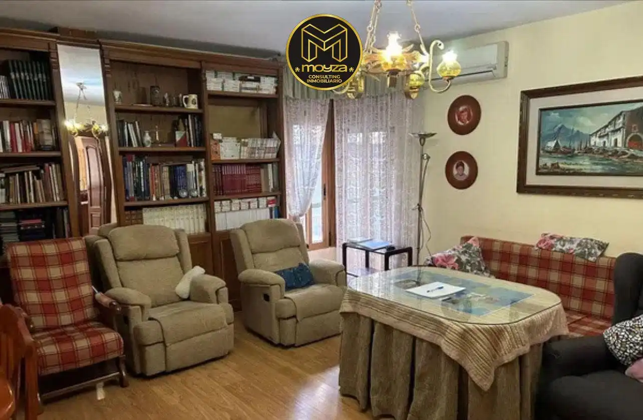 Living room of Flat for sale in Jaén  with Air Conditioner, Heating and Terrace