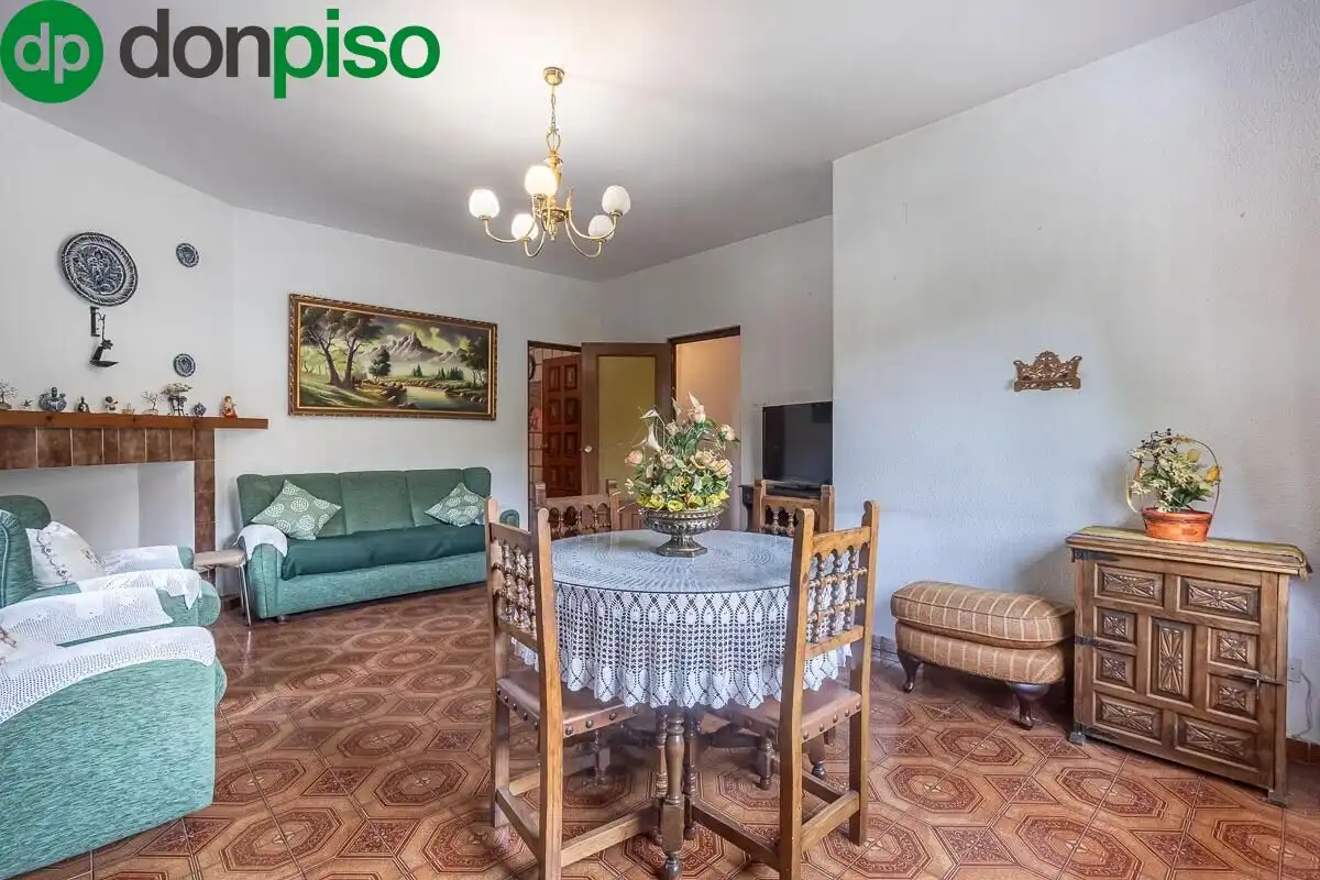 Houses for sale in Carretera de la Sierra, Lancha del Genil