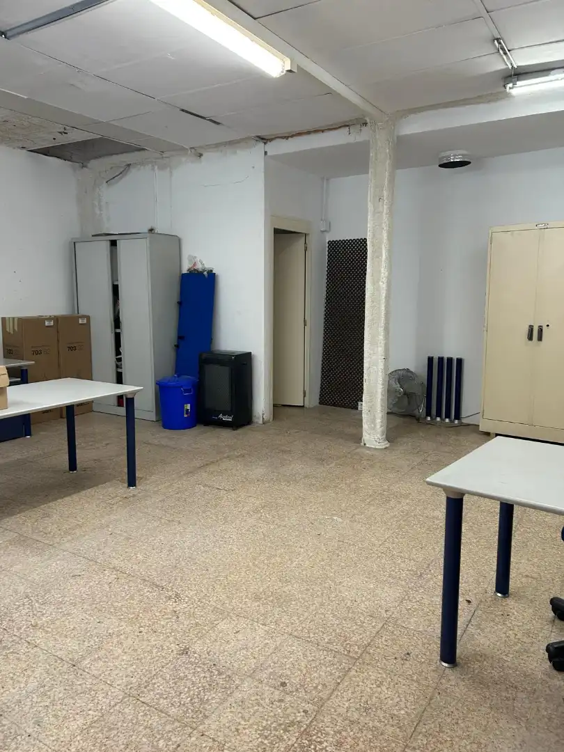 Locale commerciale in cessione a Passeig Maragall, imagen 13