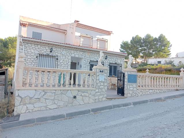 Casa-chalet en Venta en Dehesas de Guadix