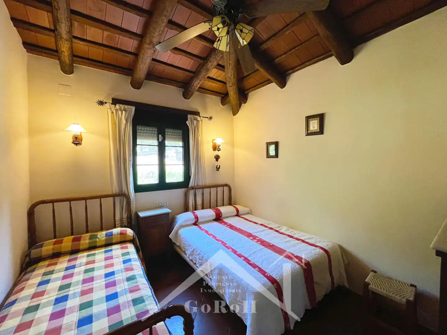 Jardí de Casa o xalet en venda en Cazalla de la Sierra amb Jardí privat, Traster i Piscina
