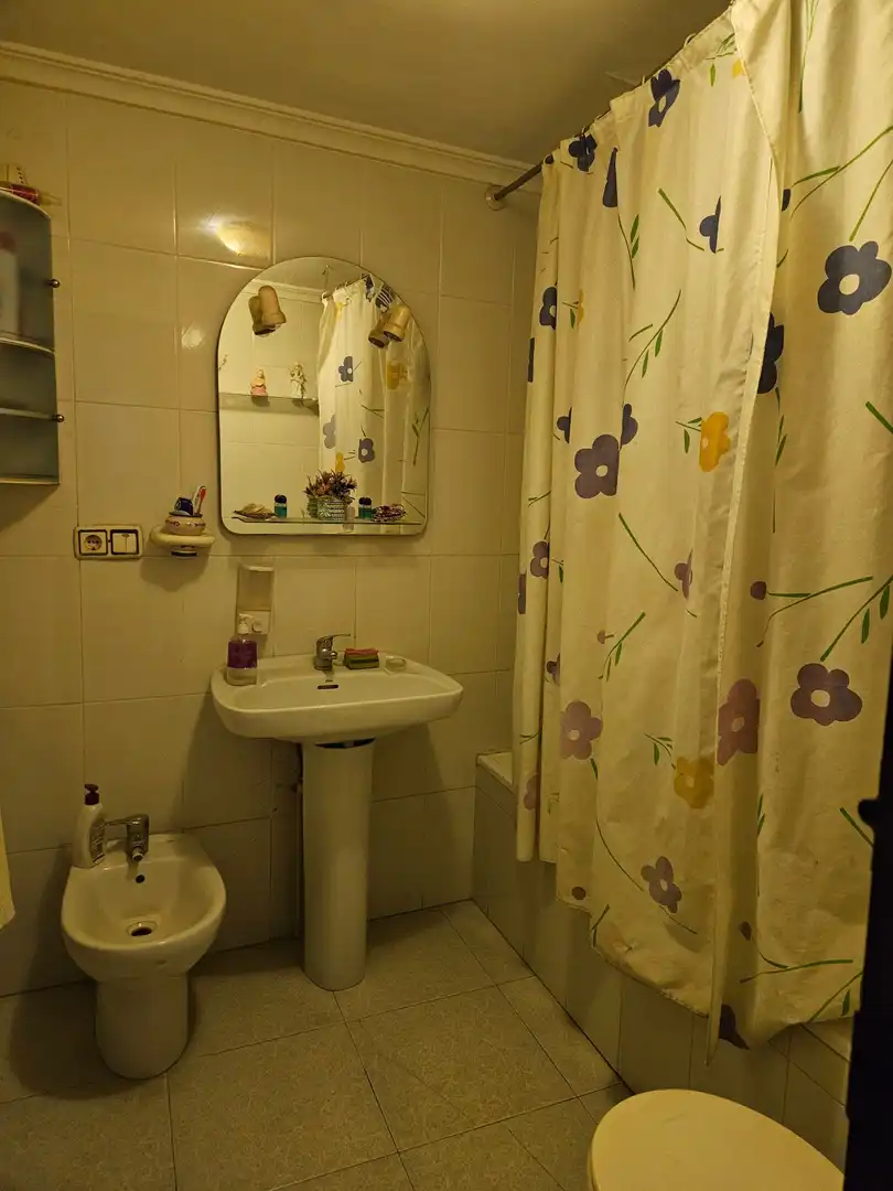 Baño de Casa adosada en venta en Monóvar  / Monòver con Aire acondicionado, Calefacción y Jardín privado