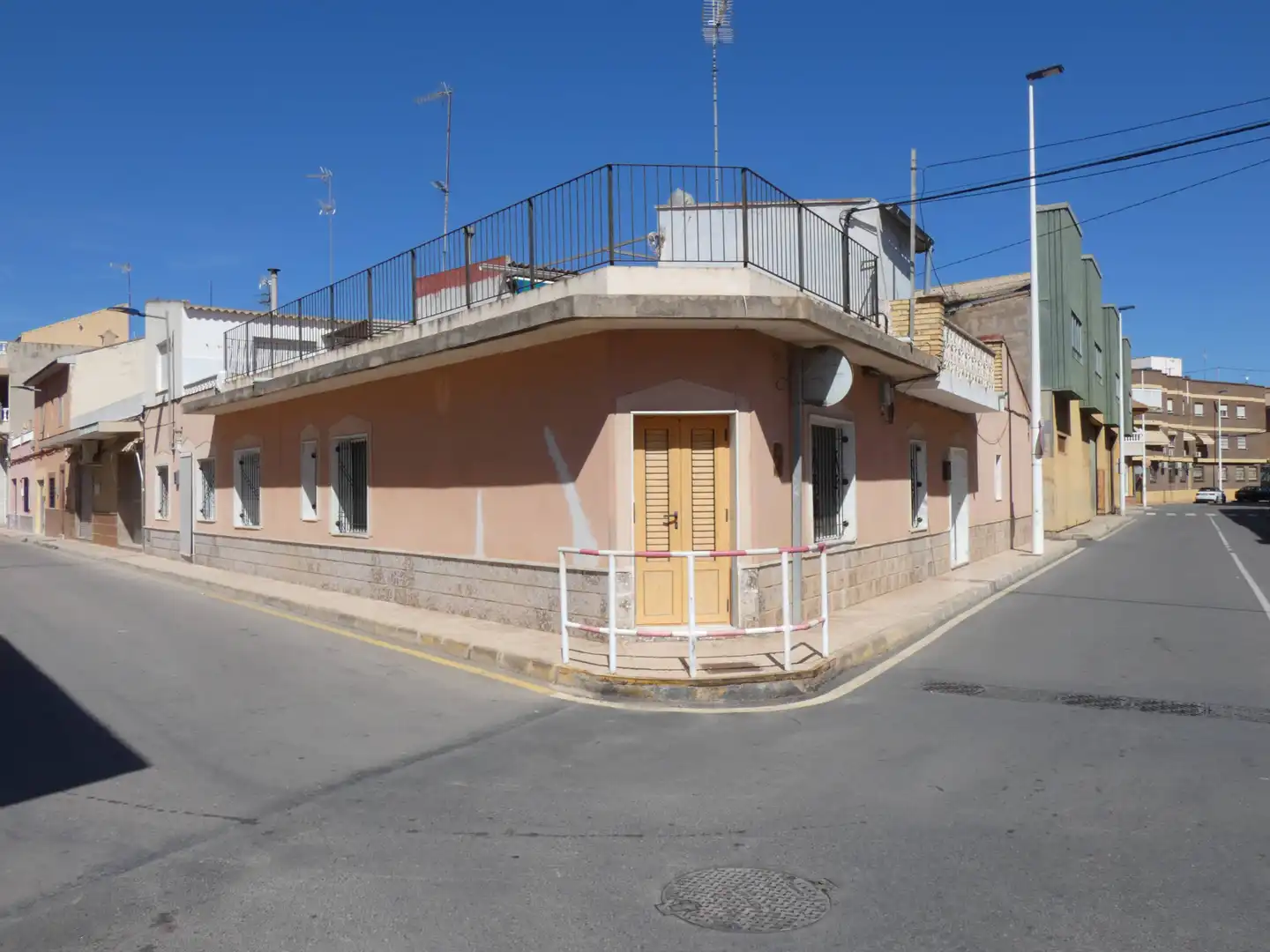Vista exterior de Casa o chalet en venta en San Pedro del Pinatar con Terraza, Amueblado y Horno