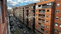 Vista exterior de Pis en venda en  Valencia Capital amb Terrassa i Balcó