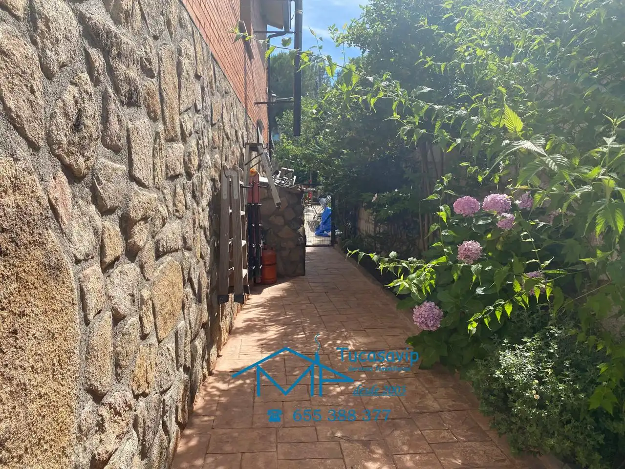 Houses for sale in El Tiemblo