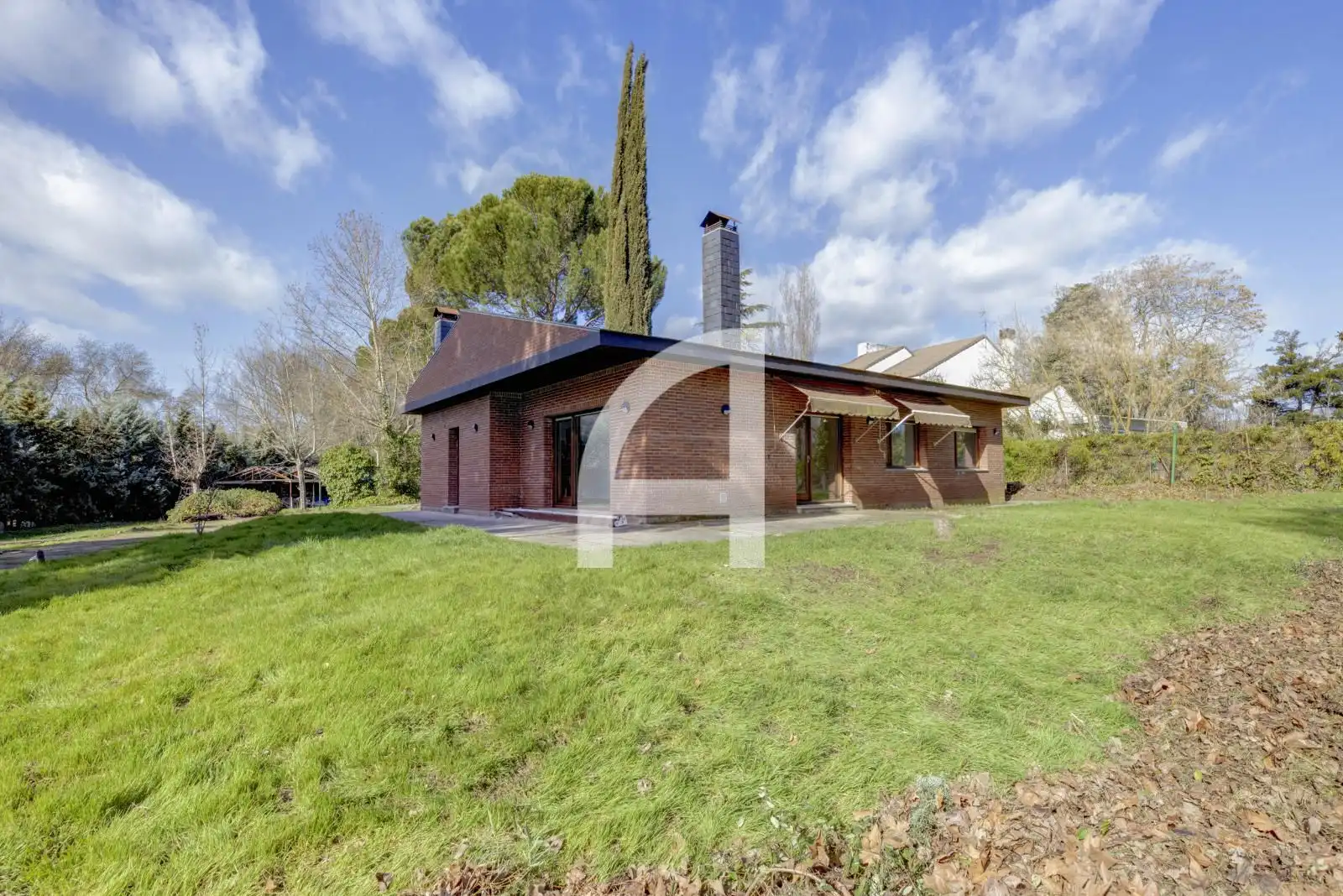 Exterior view of Houses for sale in Villanueva de la Cañada  with Air Conditioner, Heating and Swimming Pool