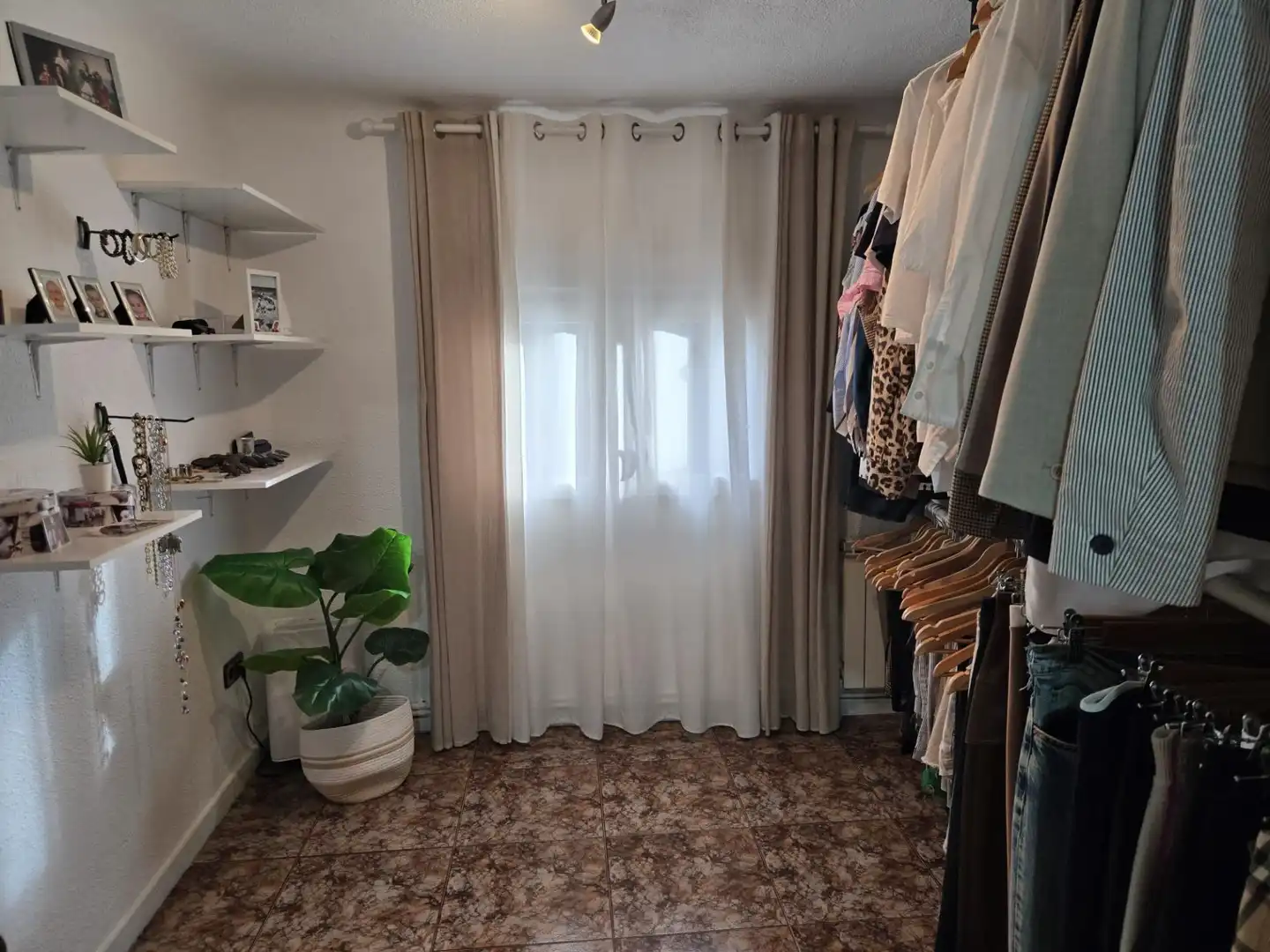 Habitación de Casa o chalet en venta en Villalbilla con Calefacción, Amueblado y Balcón