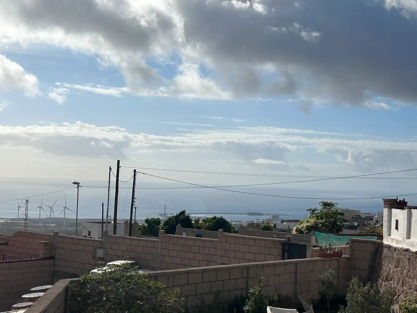 Vista exterior de Casa o xalet en venda en Granadilla de Abona amb Terrassa, Traster i Rentadora