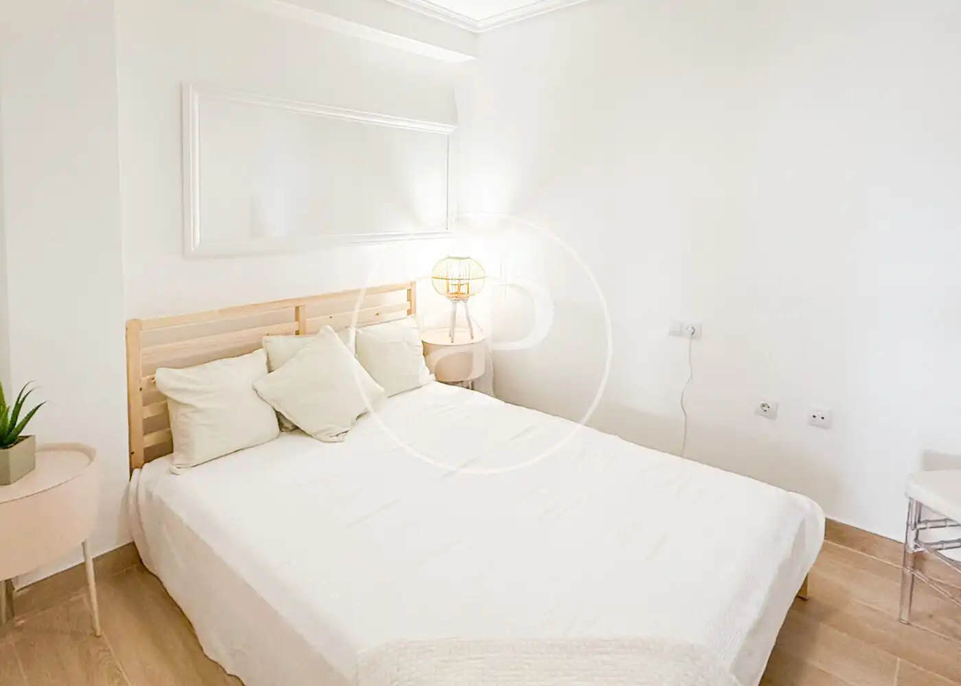 Bedroom of Flat for sale in Valencia  with Air Conditioner, Heating and Terrace