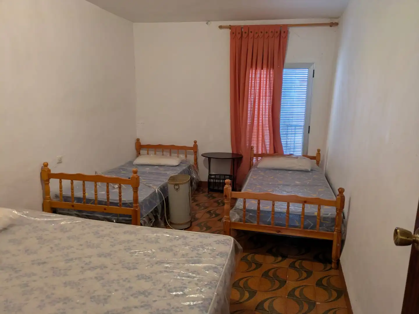 Dormitori de Casa adosada en venda en Benlloc amb Terrassa i Balcó