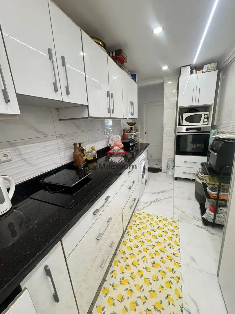 Piso con ascensor en venta en Avenida Virgen del Carmen, imagen 6