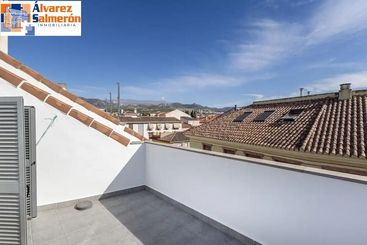 Penthouse with pool for sale in Ogíjares, imagen 3