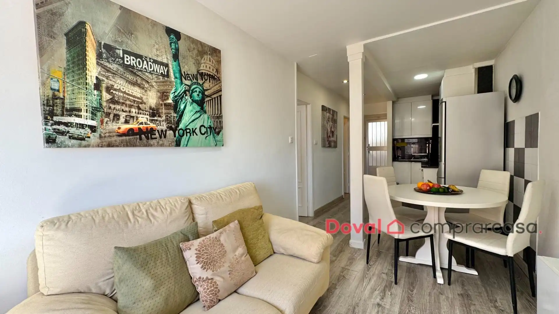 Sala de estar de Casa o chalet en venta en Vigo  con Parquet, Terraza y Amueblado