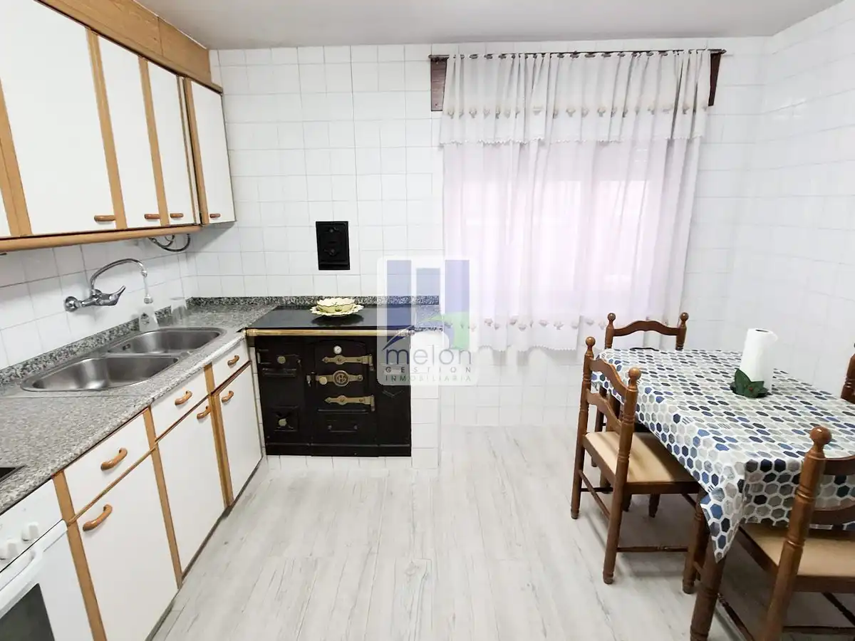Cocina de Casa o chalet en venta en Villalmanzo con Trastero
