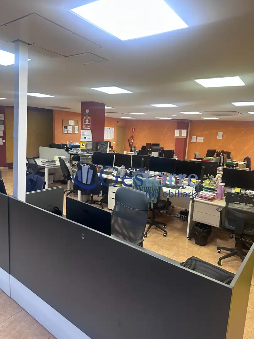Nave industrial en venta en Siero