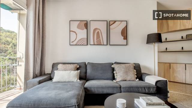 Piso en Alquiler en El Poble Sec - Parc de Montjuïc