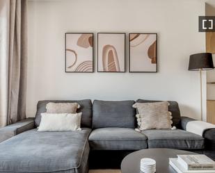 Living room of Flat to rent in  Barcelona Capital  with Air Conditioner, Heating and Furnished
