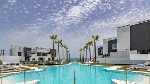 Foto 3 de Casa o chalet en venta en Guadalobón, Estepona