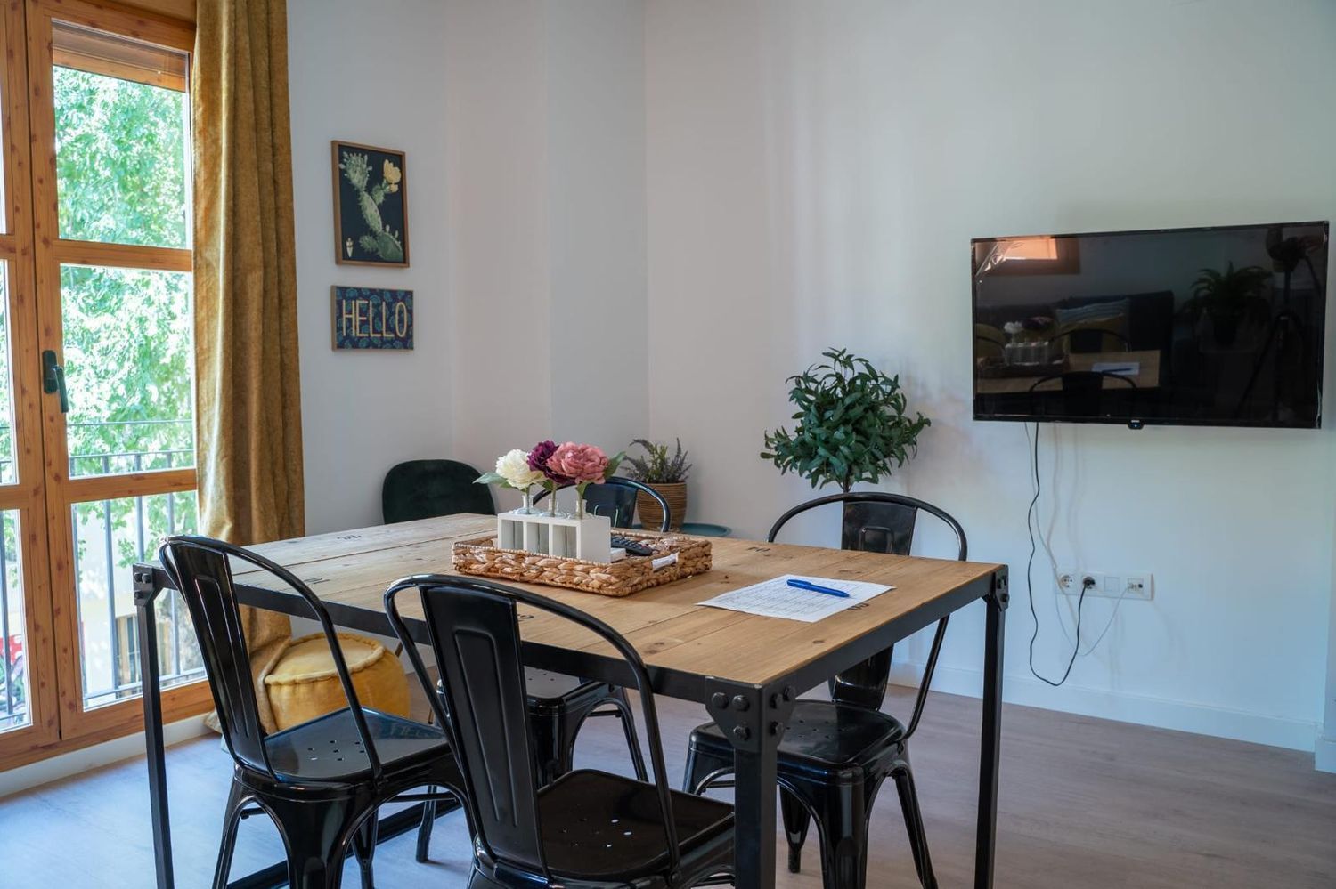 Flat for sale in San Ildefonso, Beiro