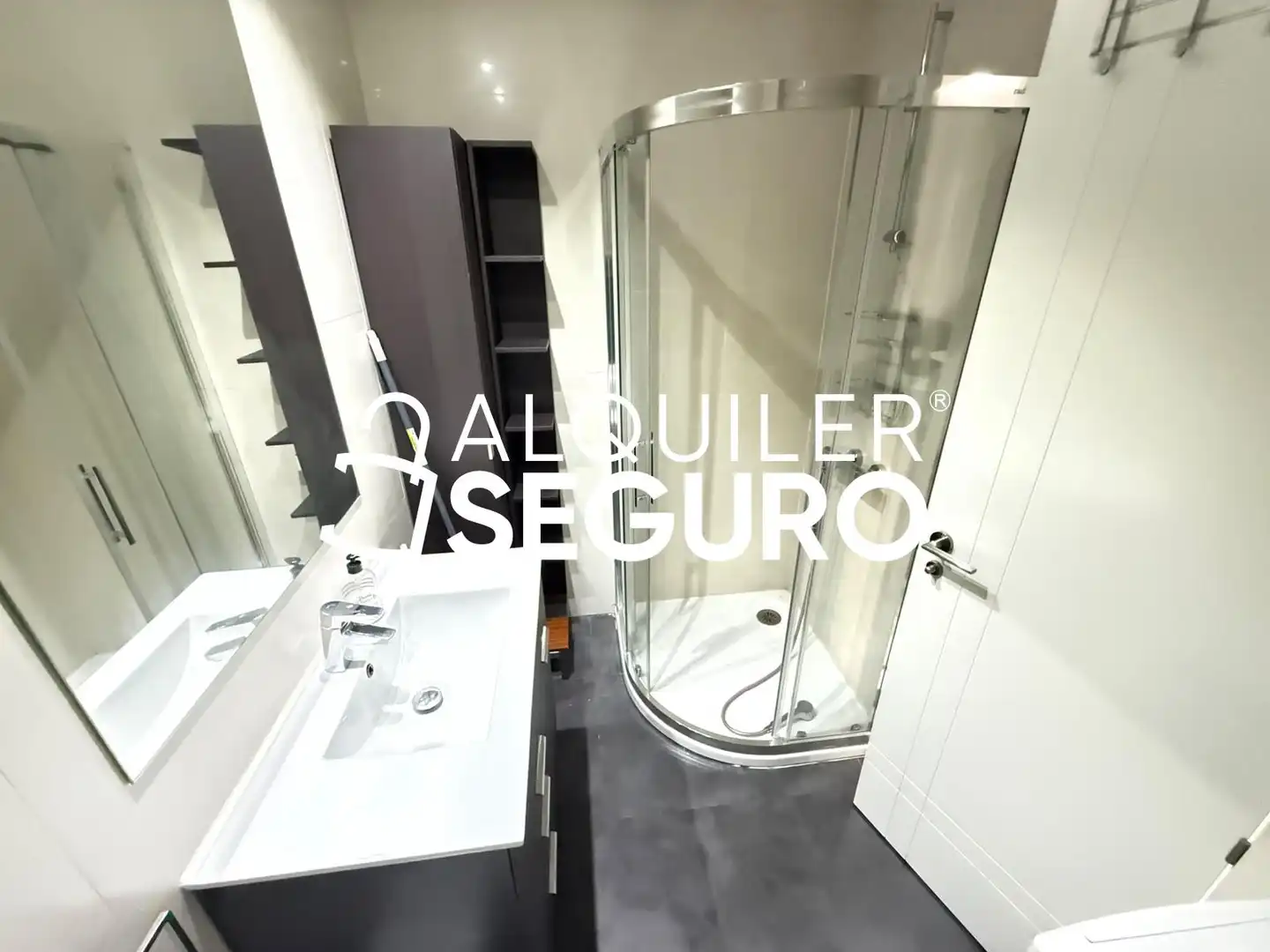 Bany de Pis de lloguer en Barrio de Salamanca