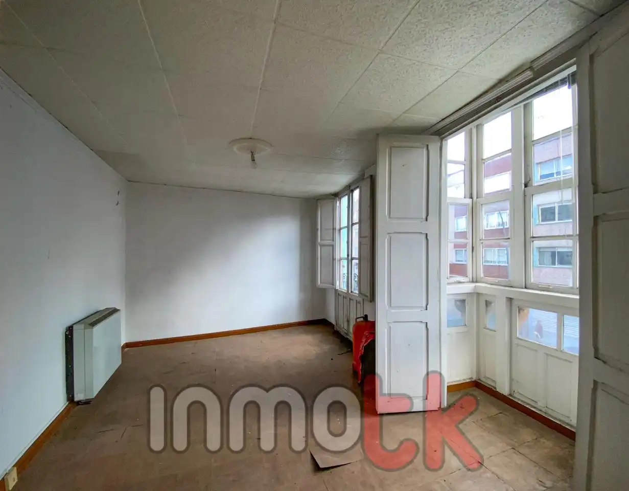 Dormitori de Casa o xalet en venda en Betanzos amb Jardí privat i Terrassa