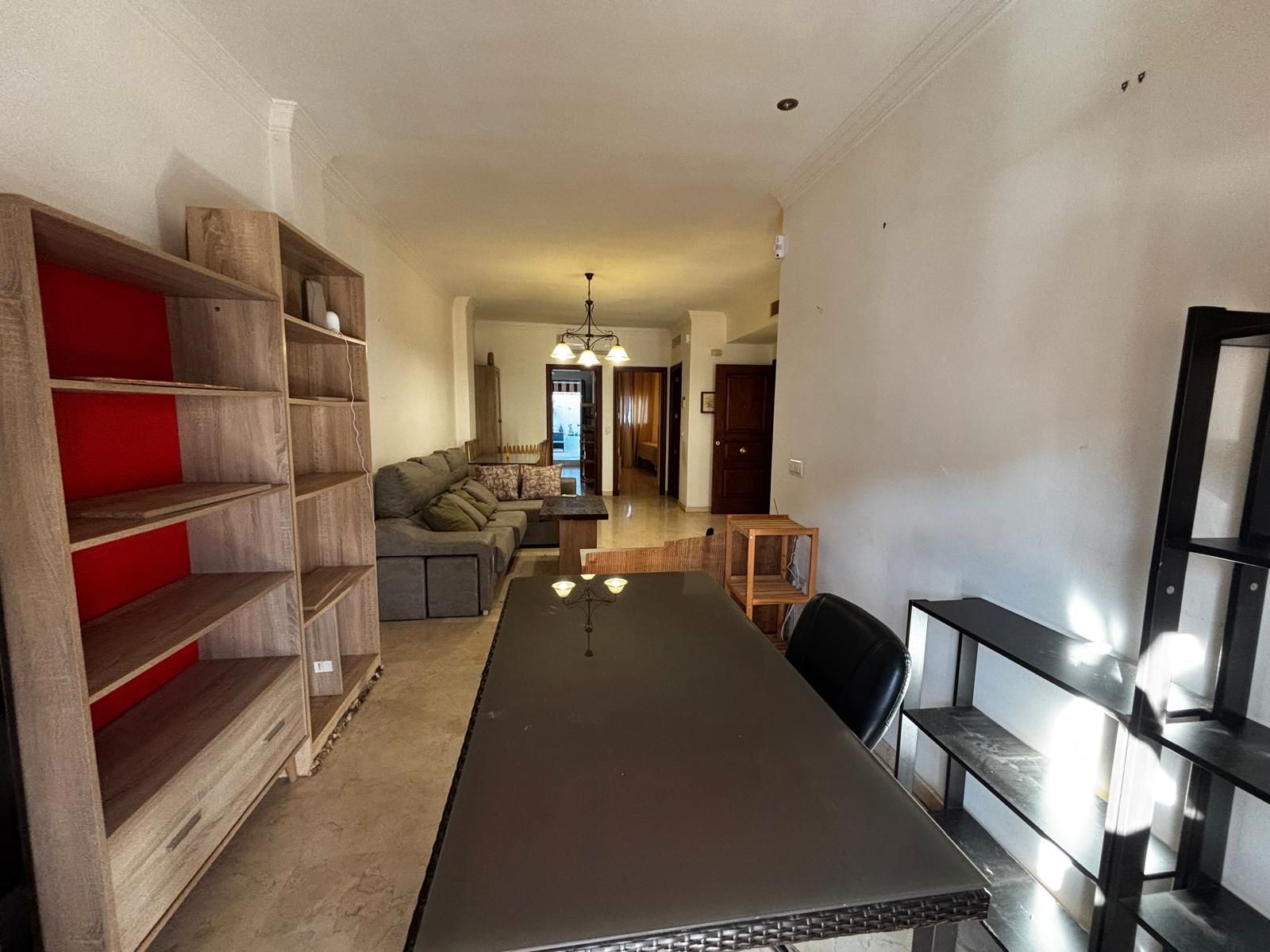 Menjador de Pis en venda en Brenes amb Terrassa, Traster i Moblat