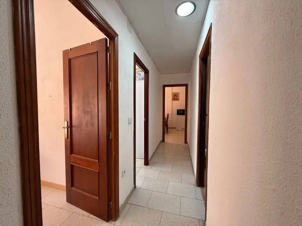 Flat with terrace to rent in Calle Miguel Benzo, imagen 9