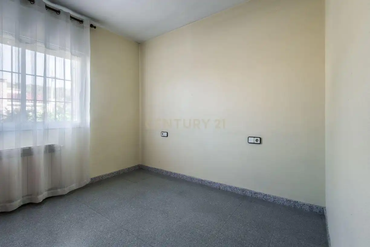 House with pool for sale in Carrer de les Orquídies, Viladecans, Spain, imagen 32