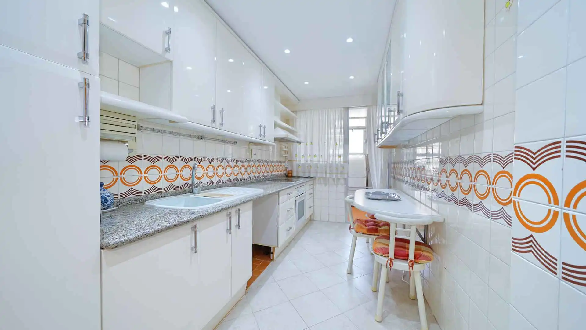 Cocina de Apartamento en venta en Marbella con Aire acondicionado, Terraza y Trastero